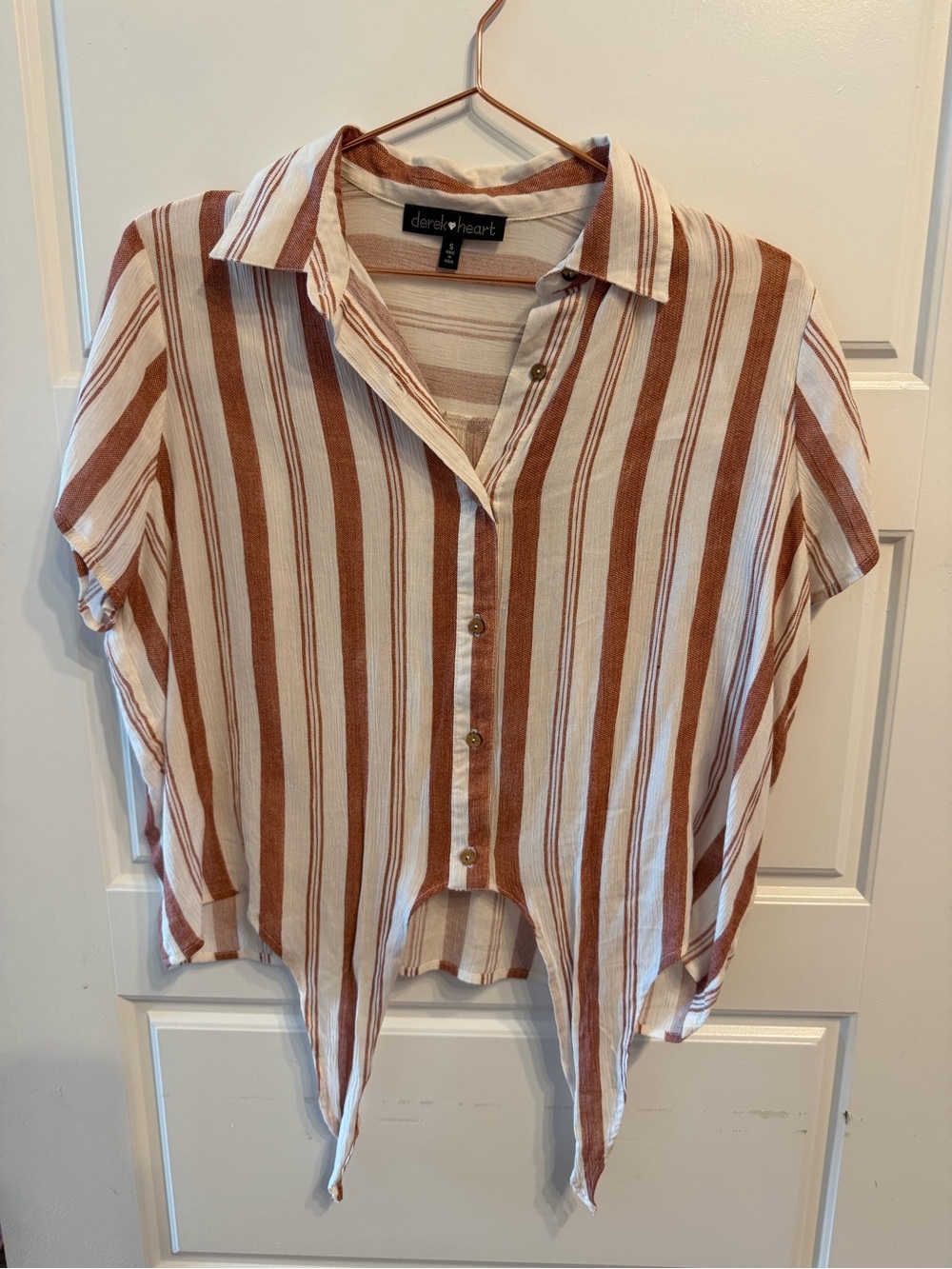 Vertical Stripe Button-Front Short Sleeve Shirt with Tie